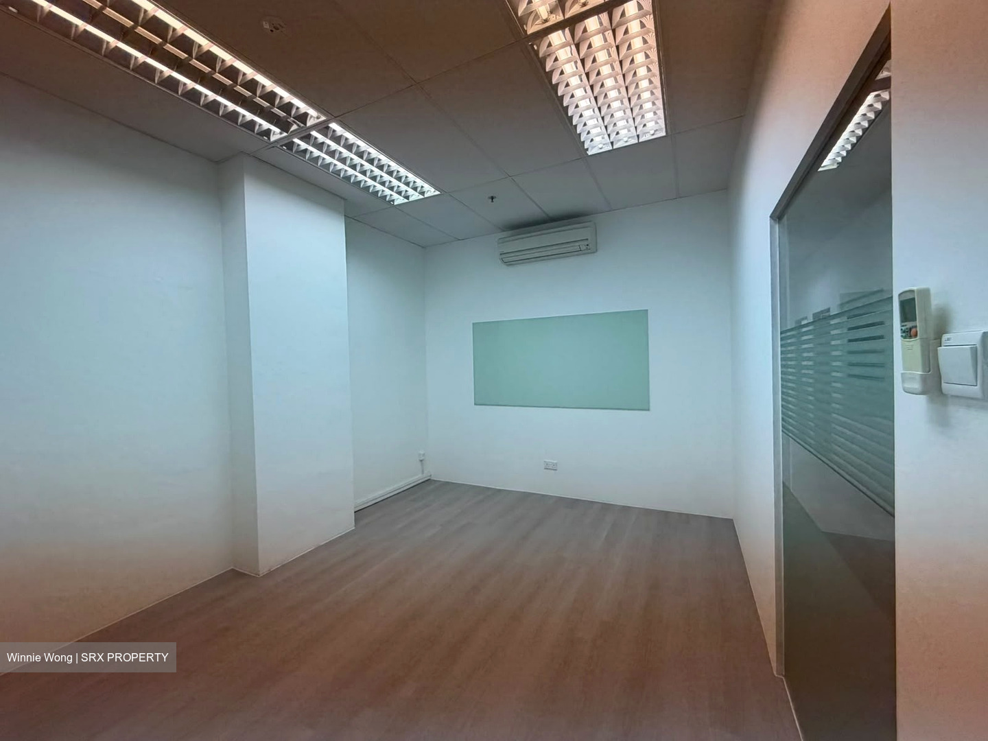 Ub Point (D14), Office #584976491